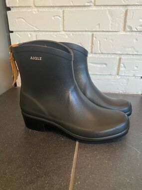 Aigle Miss Juliette Bottillon Rain Boots Black 37 Waterproof Made in France